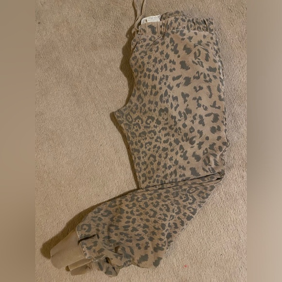 Current Elliott leopard print track pant - Picture 3 of 3